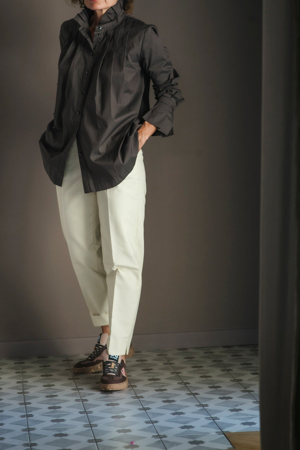 Pantalone chino in cotone crema