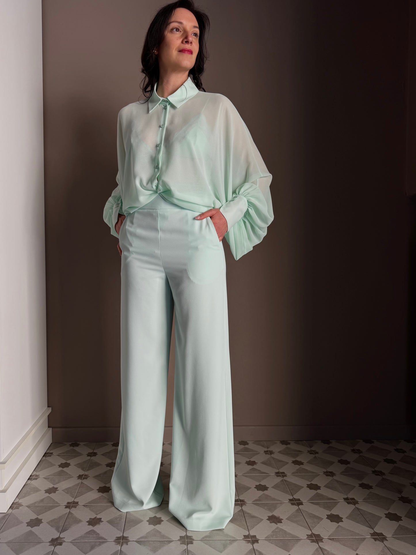 Pantalone a palazzo con tasche laterali light aqua