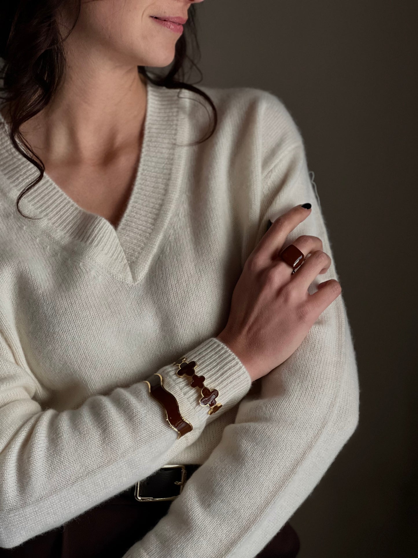 Maglia scollo a V in 100% cashemire milk