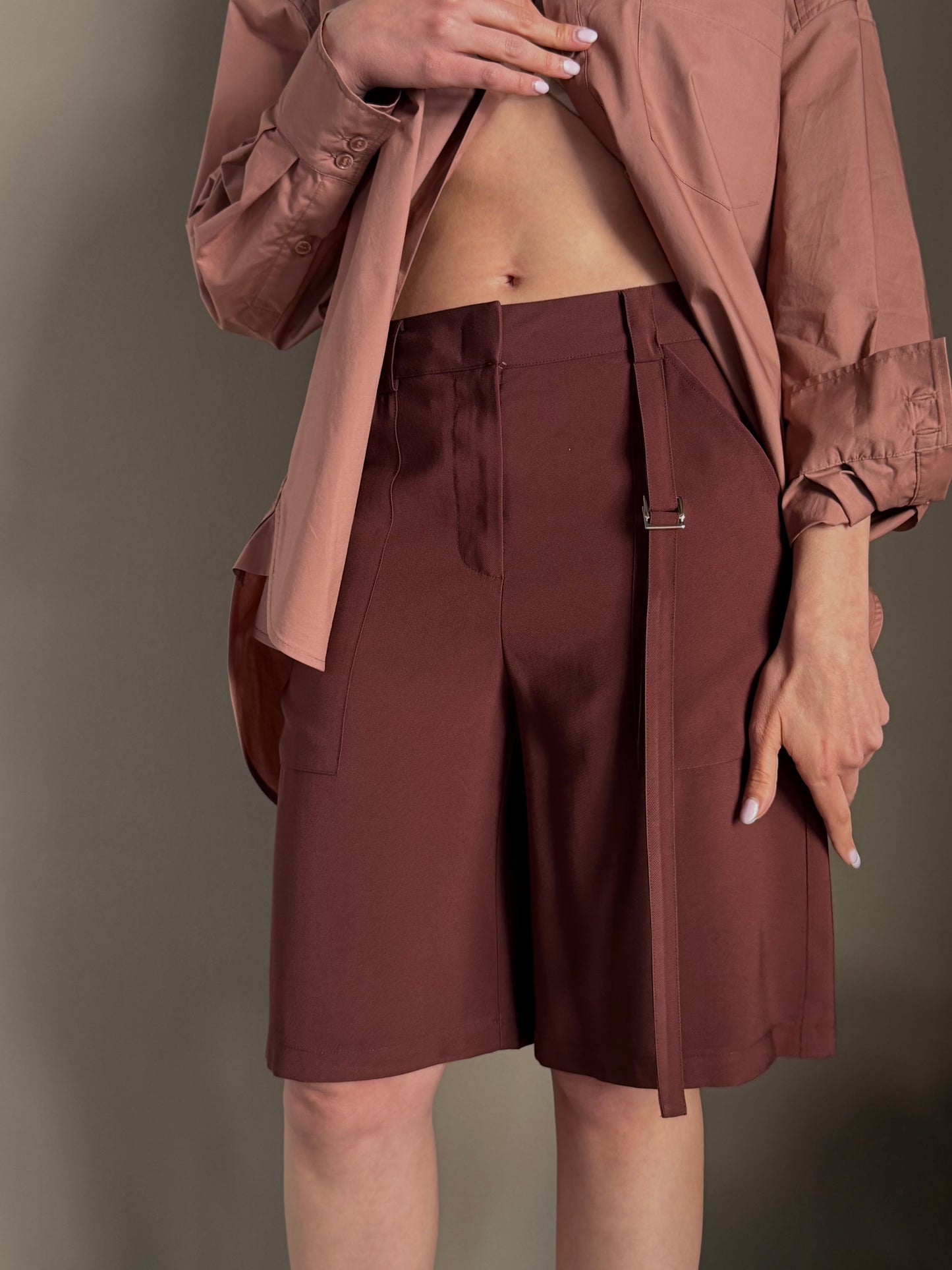 Bermuda Fluido con Dettaglio Utility Brown