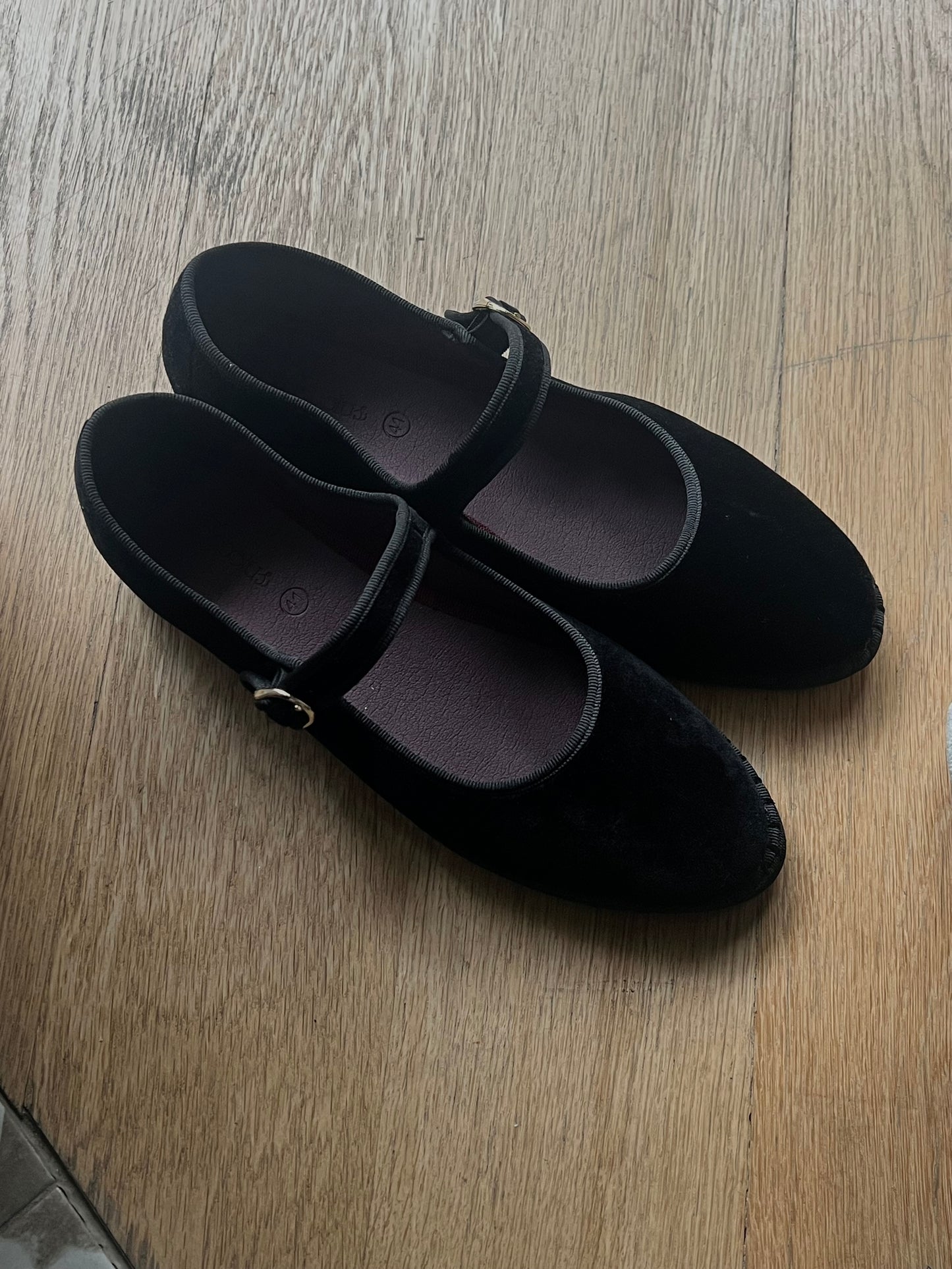 Mary Jane in velluto nero