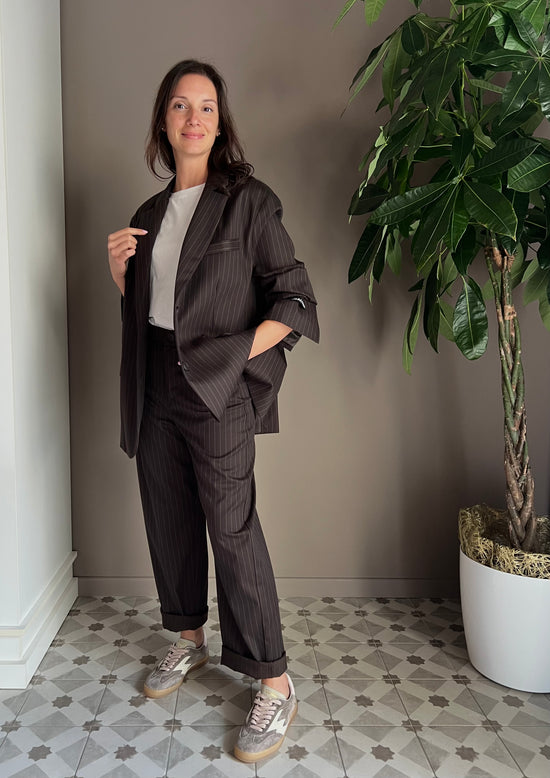 Pantalone maschile gessato fondente