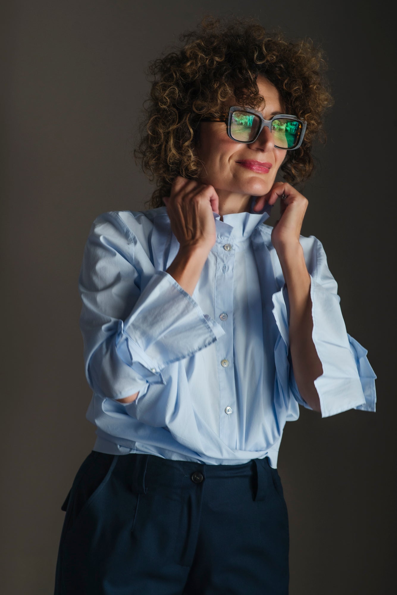 Camicia svasata in cotone liscio con dettagli plisse’ Sky