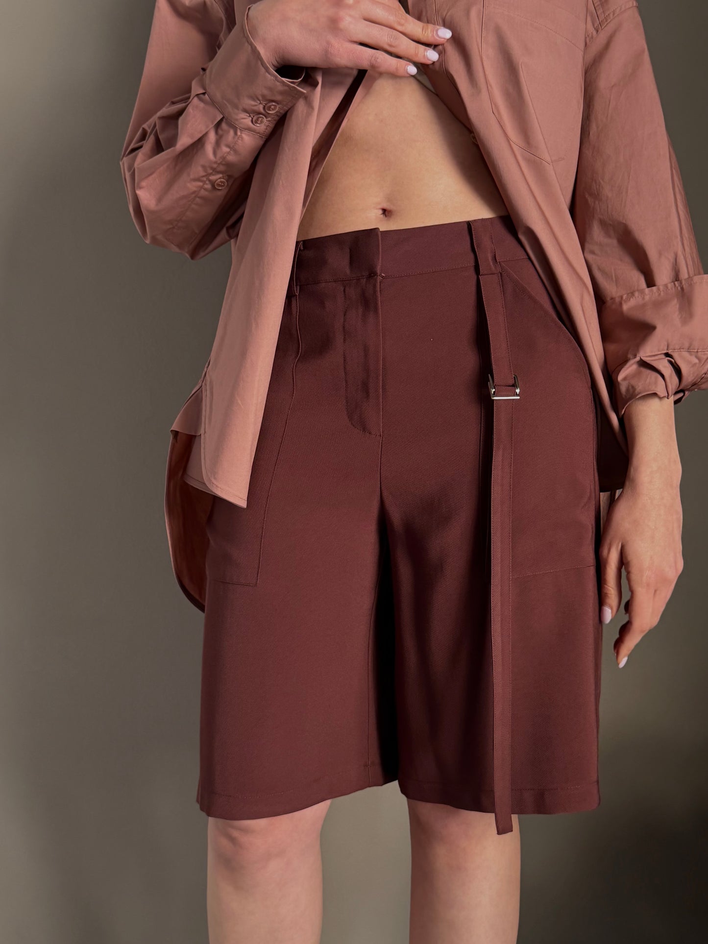 Bermuda Fluido con Dettaglio Utility Brown