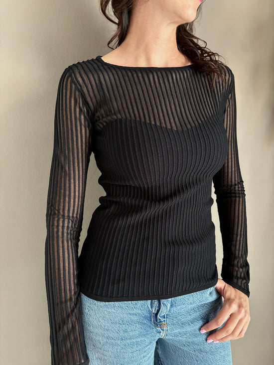 Maglia a costine trasparente