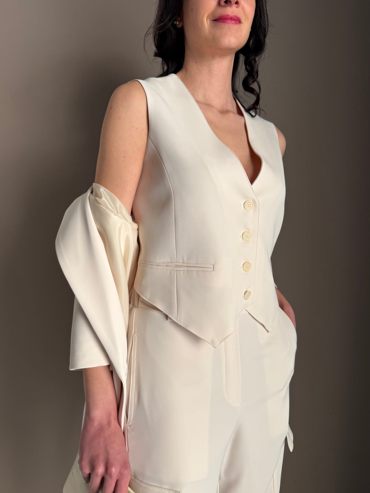 Gilet in crepe burro