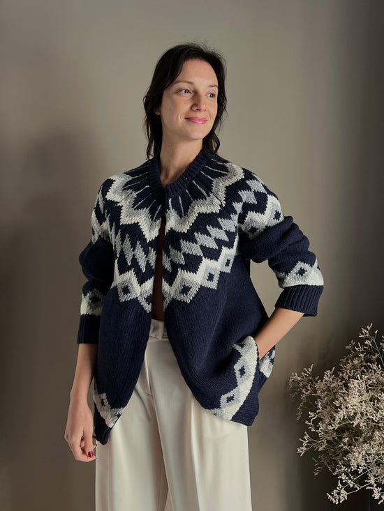 Cardigan in lana con lavorazione nordica blue