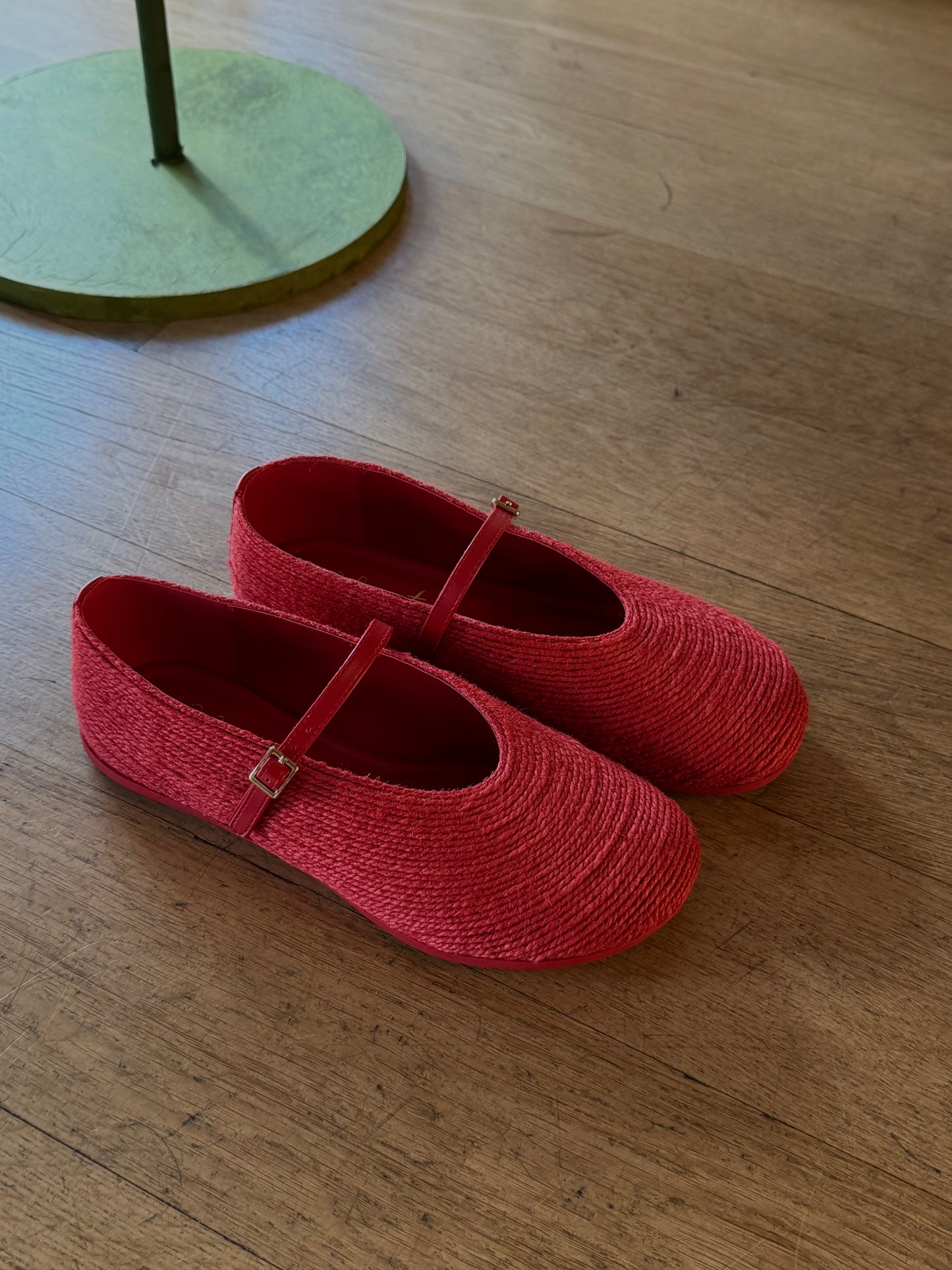 Mary Jane in tessuto grezzo Rossa