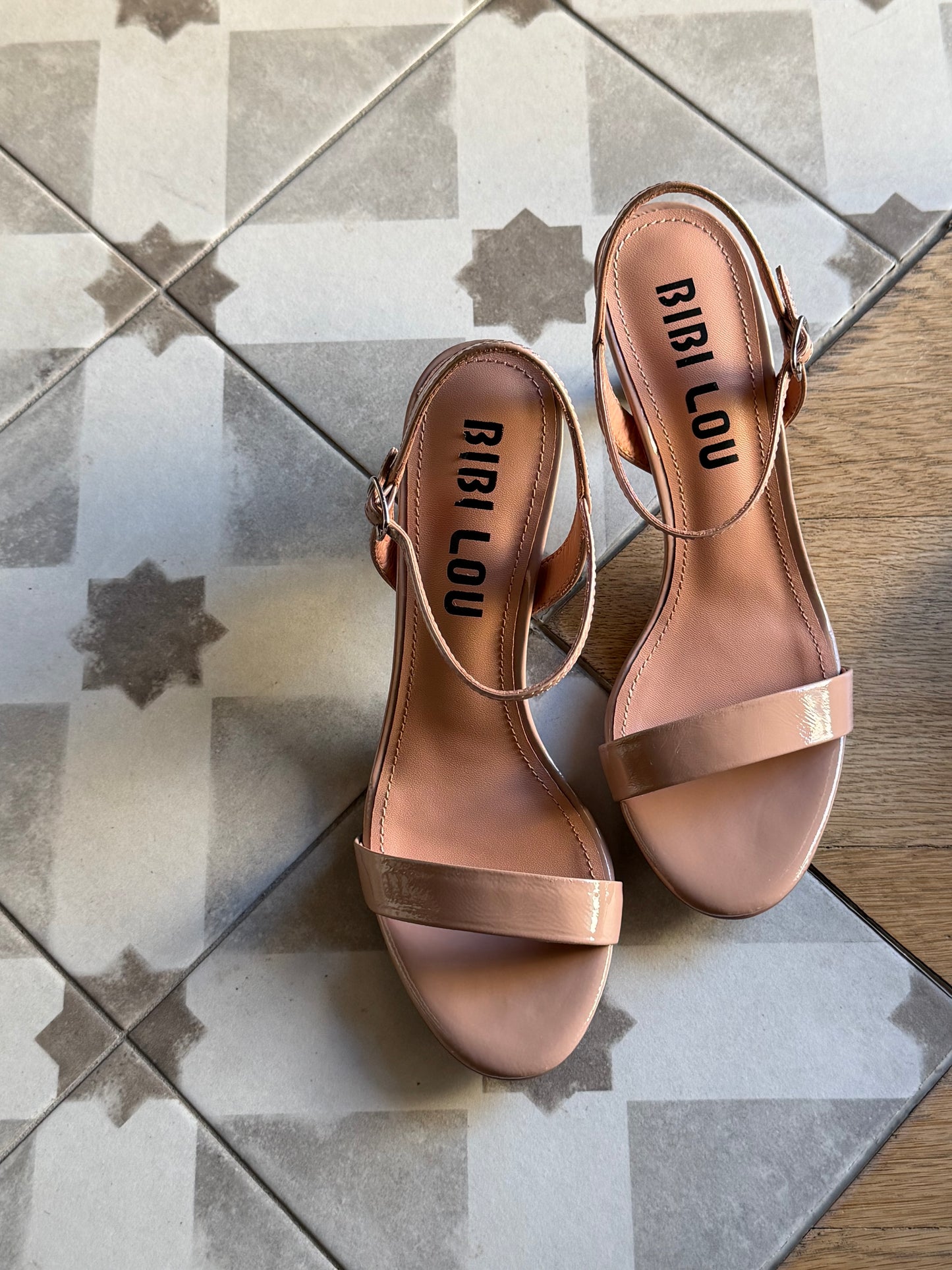 Sandalo Bibi Lou in Vernice Nude