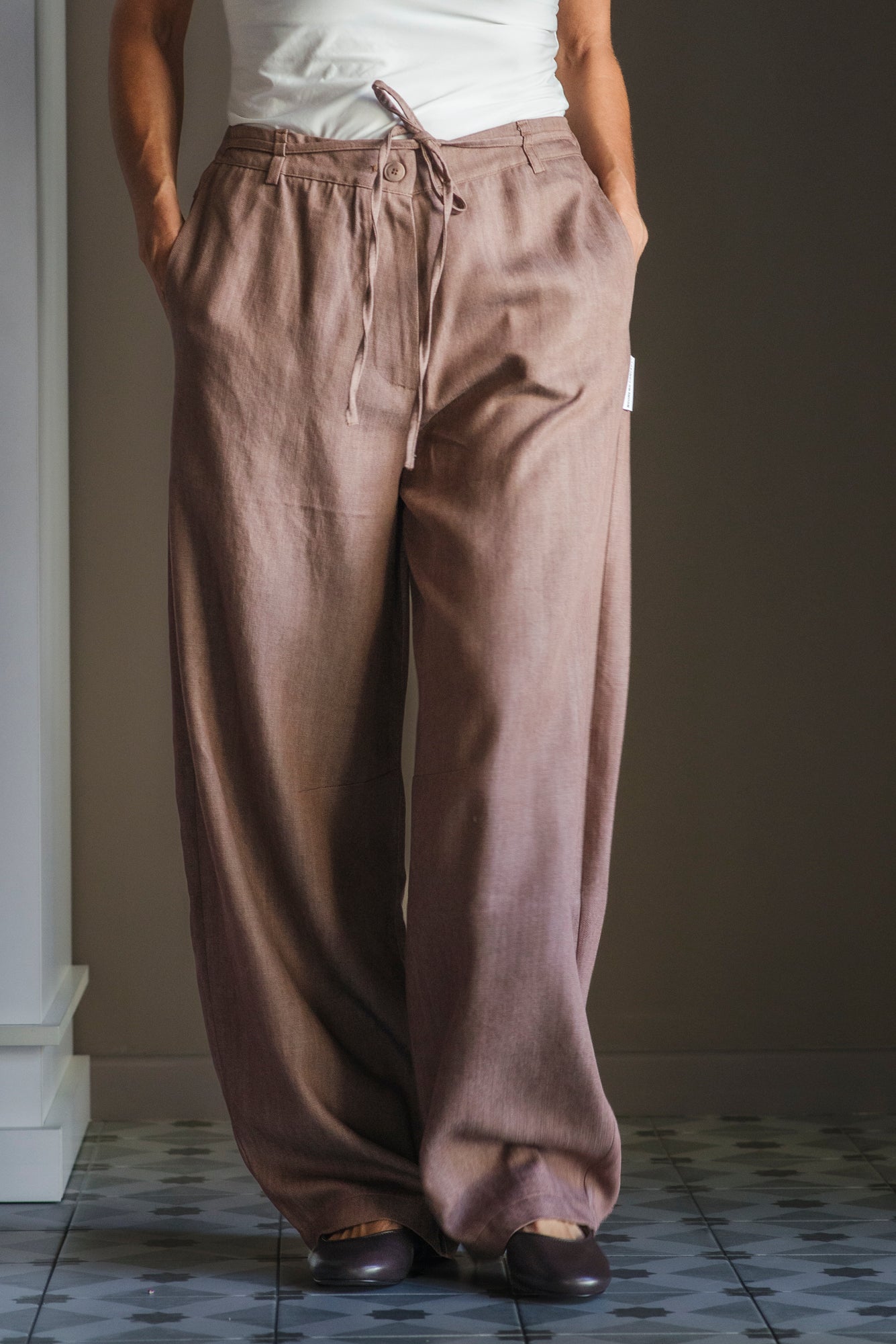 Pantalone in denim fluido caramello