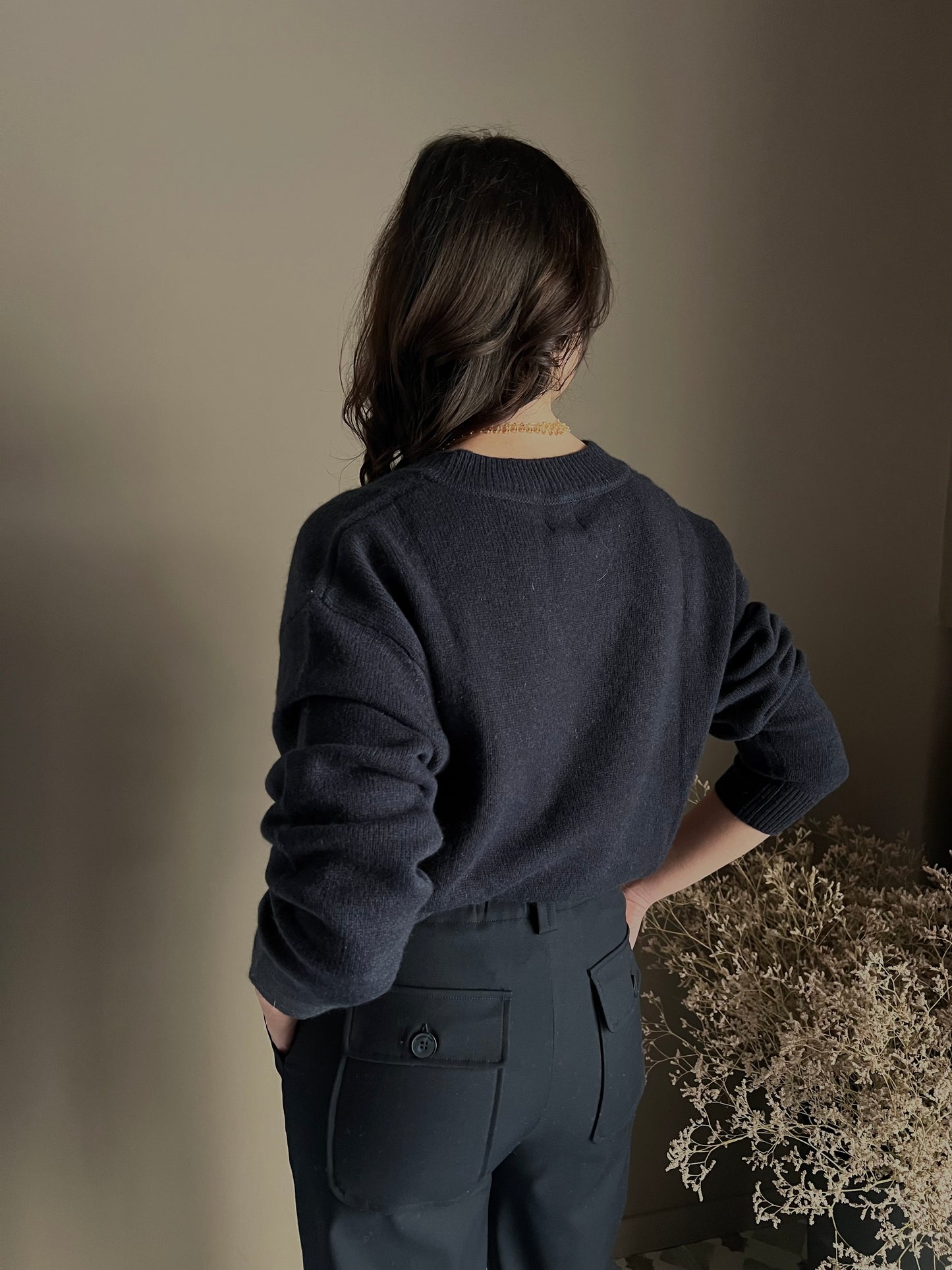 Maglia scollo a V in 100% cashemire blu marine