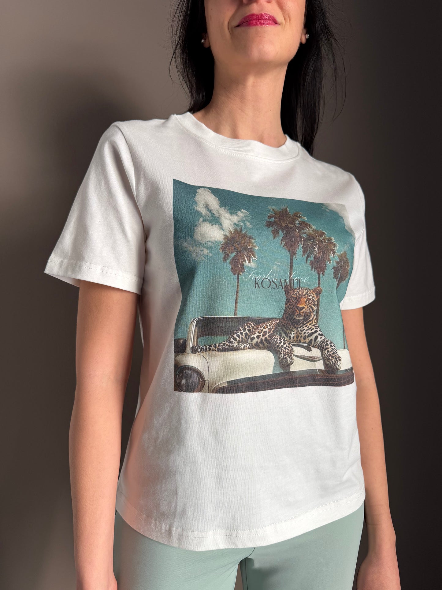 T-shirt con stampa Fearless love