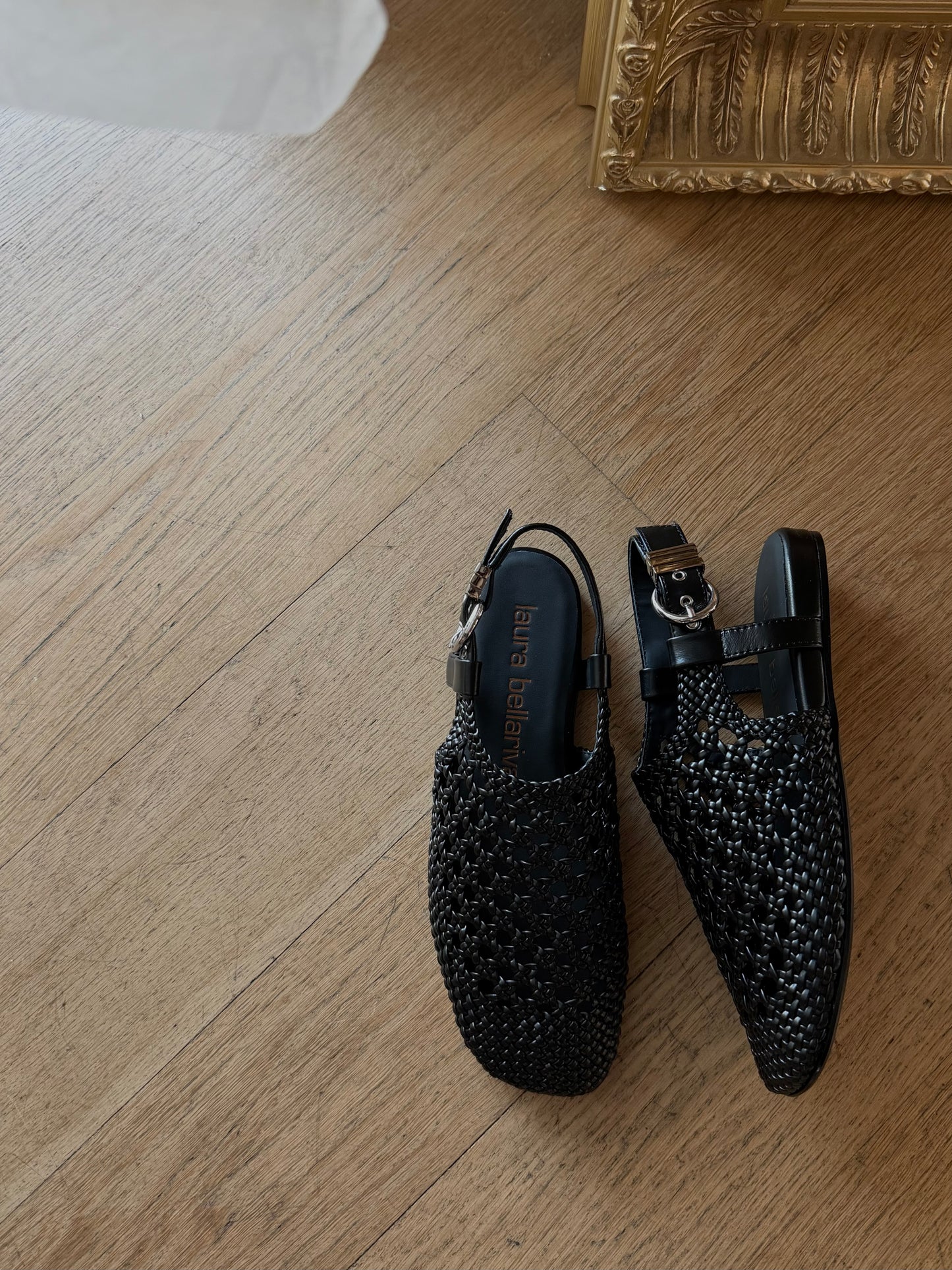 Sandalo Flat in Pelle Intrecciata Nero