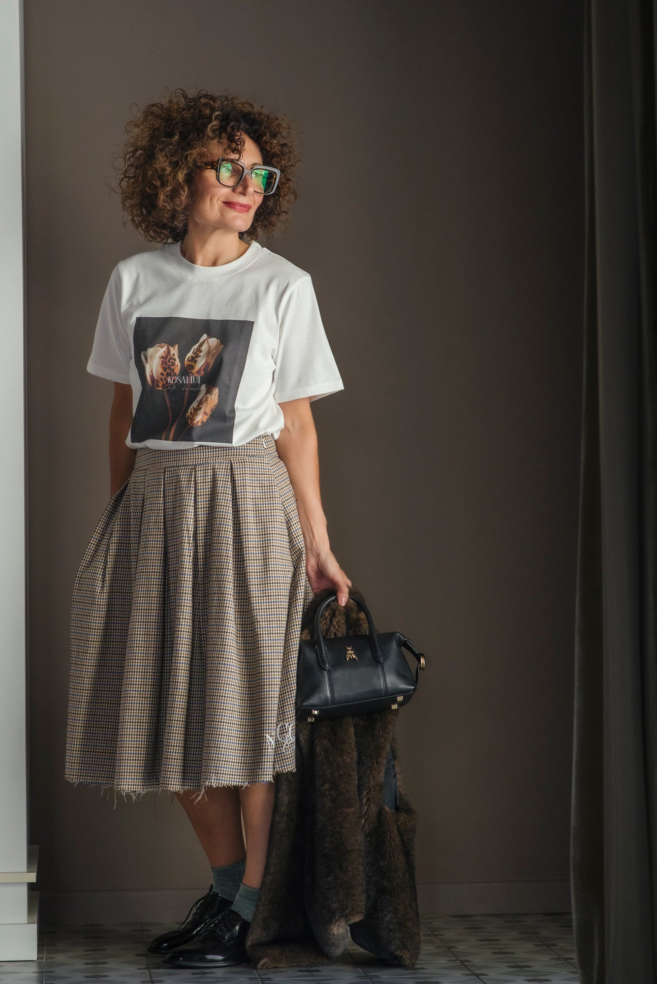 T-shirt con stampa tulipano