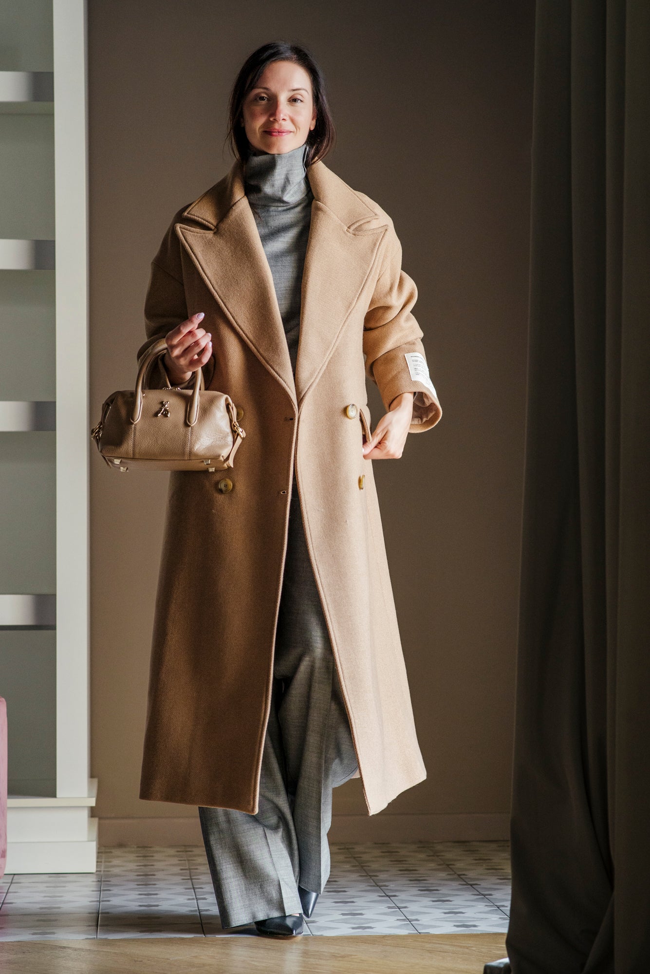 Cappotto oversize doppio petto Noumeno Concept