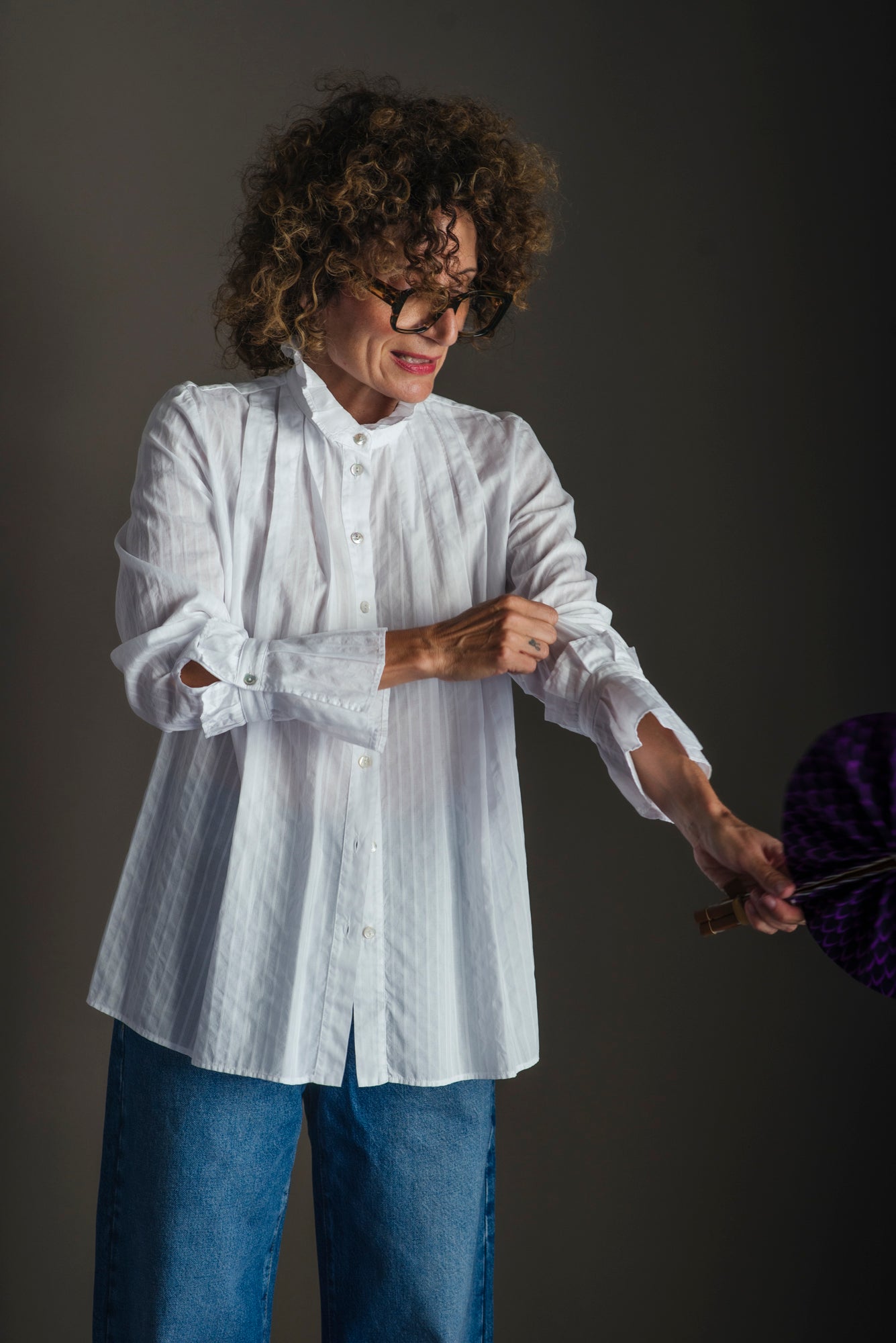Camicia in cotone svasata con dettagli plisse bianca