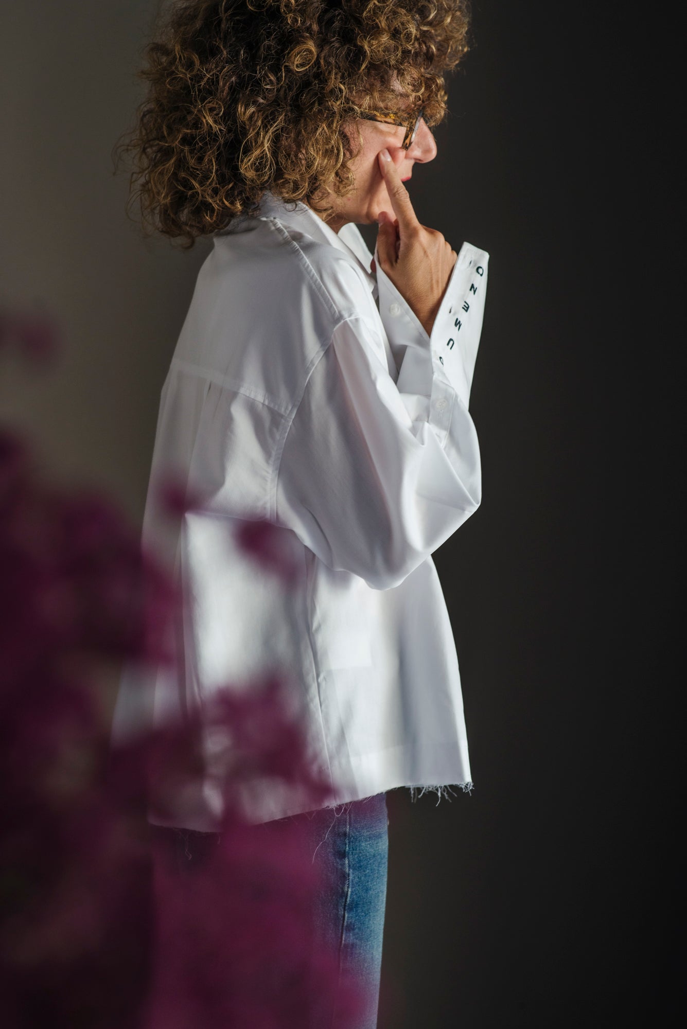 Camicia over in piquet con logo manica