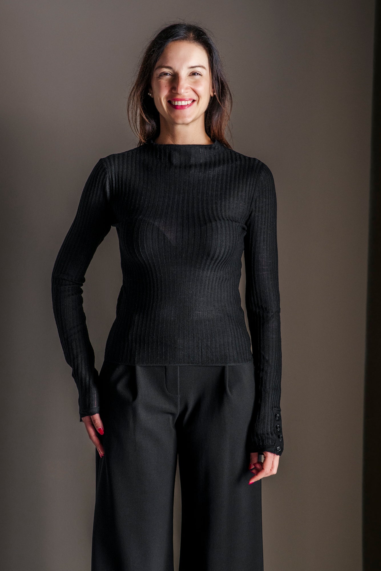 Maglia a lupetto in pura lana nero