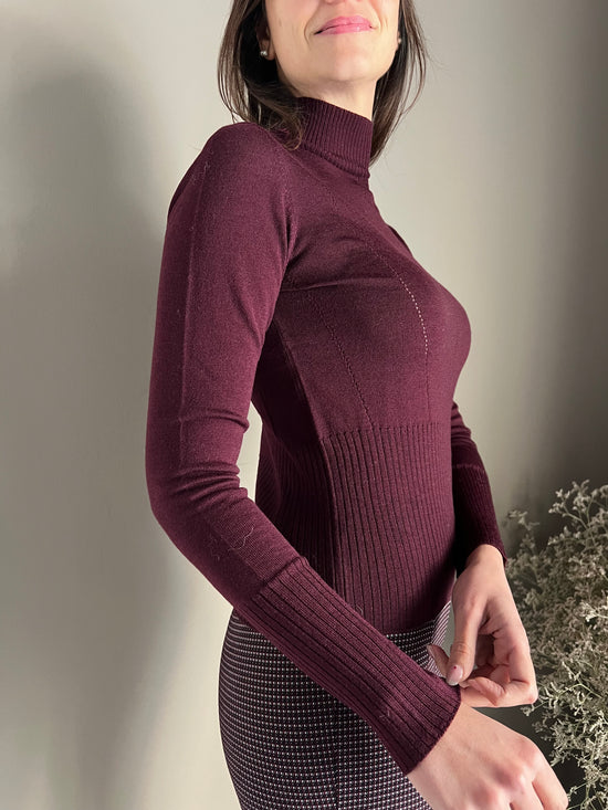 Maglia in lana rasata collo alto Purple red