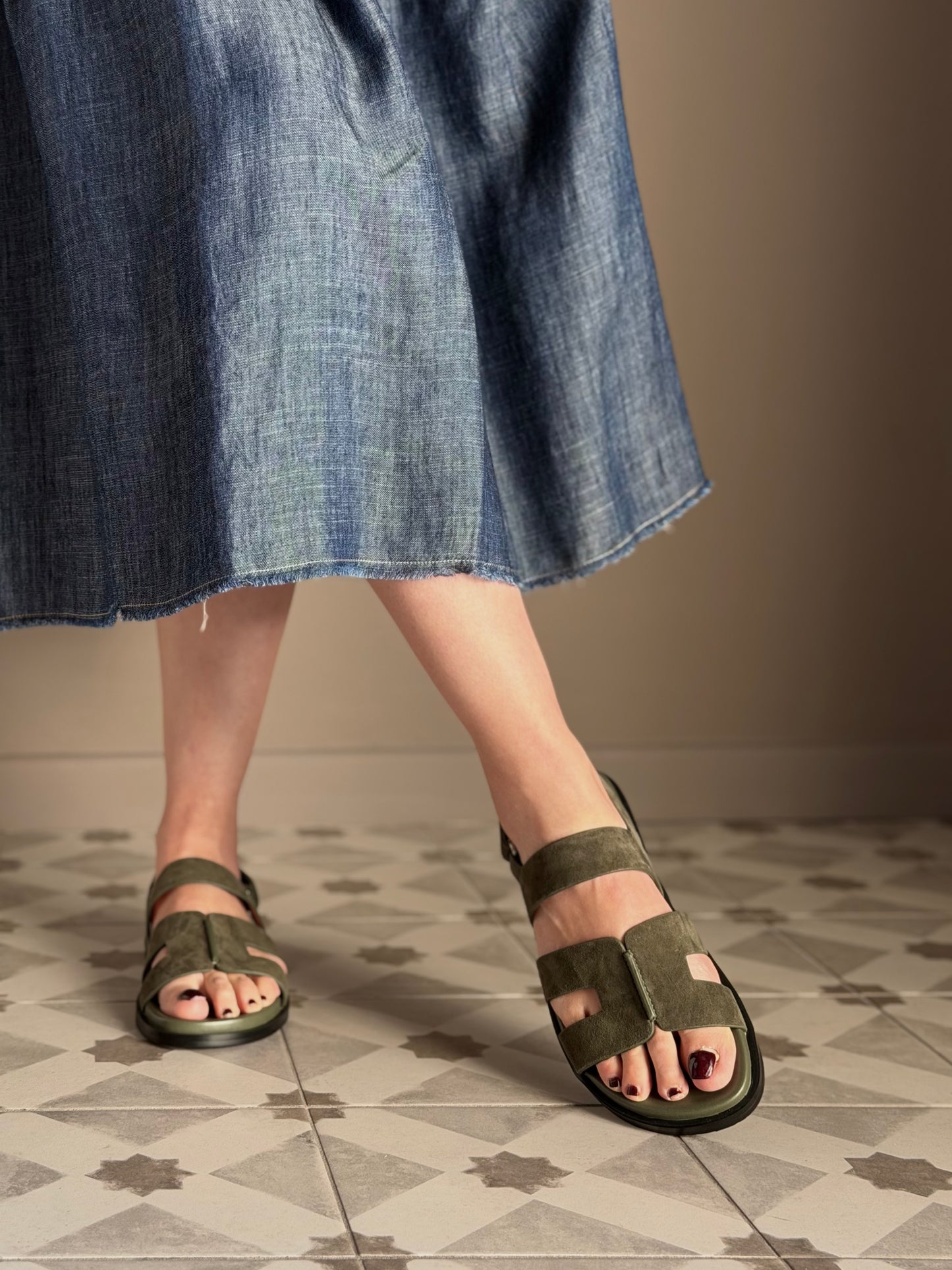 Sandalo Bibi Lou in Suede - Verde Kaki