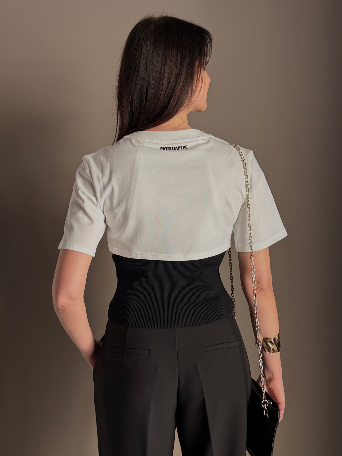 T-shirt con effetto bustino