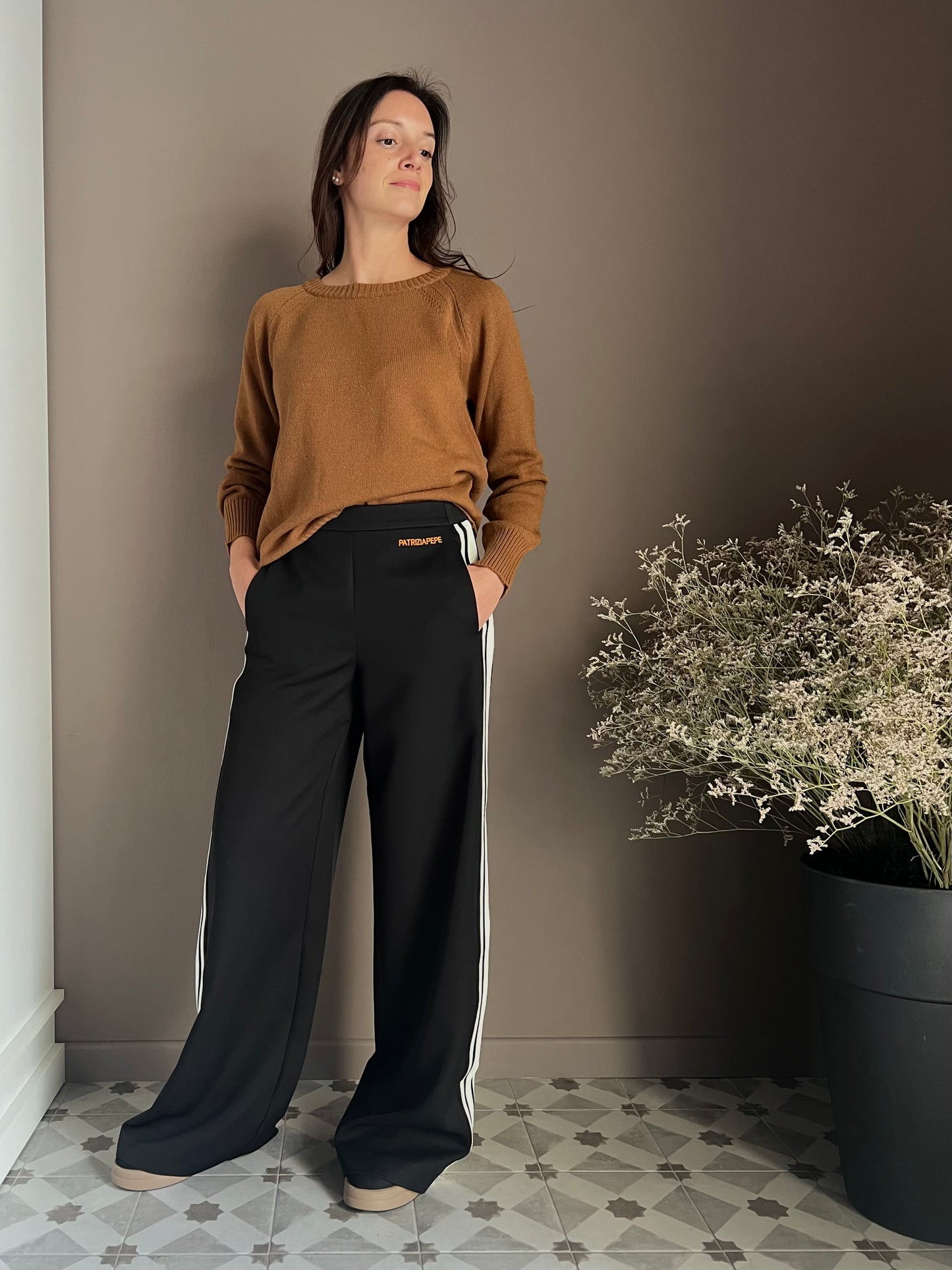 Pantalone Sporty-Chic Patrizia Pepe con Banda Laterale