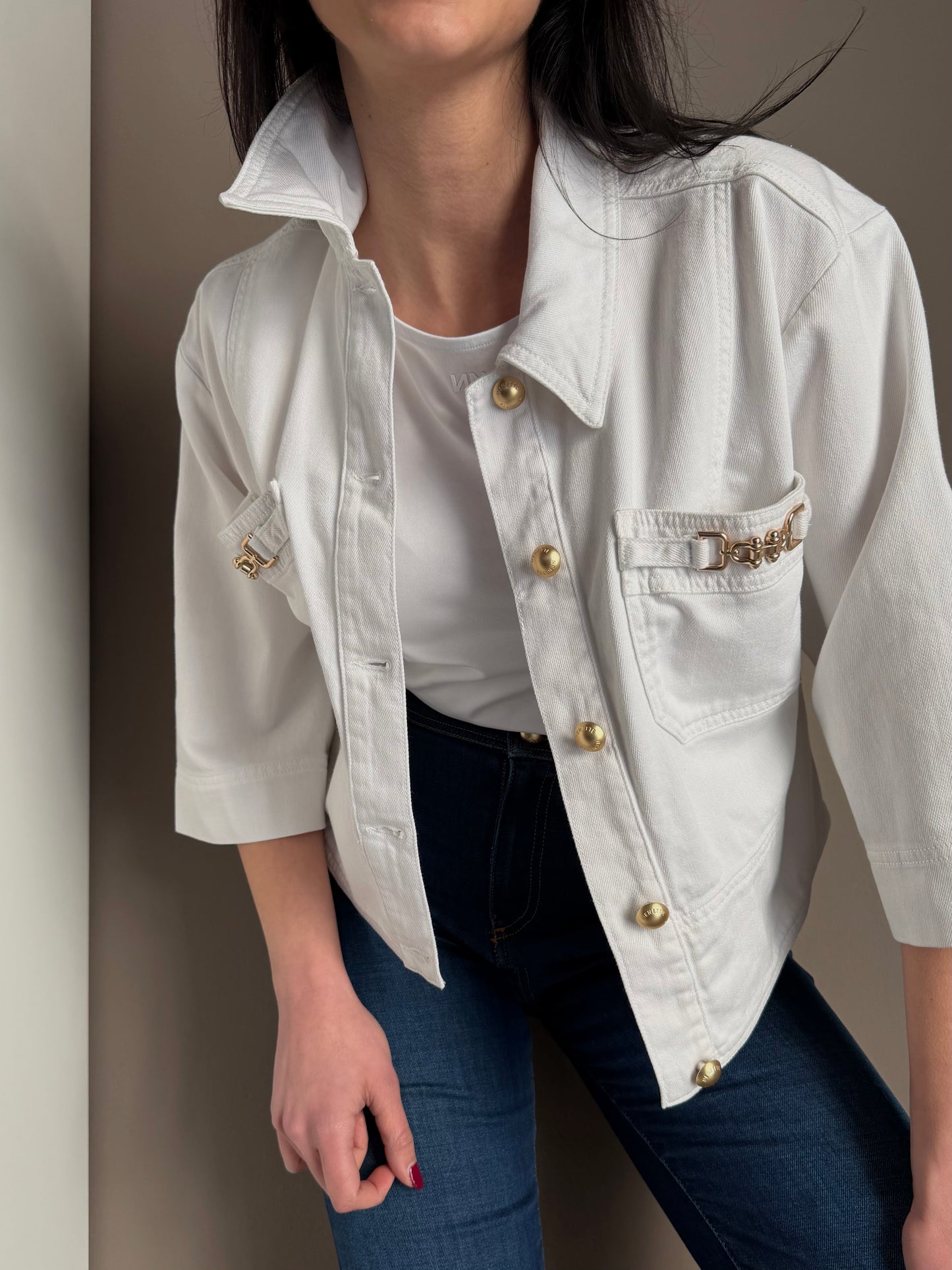 Giacca in denim con dettagli gold