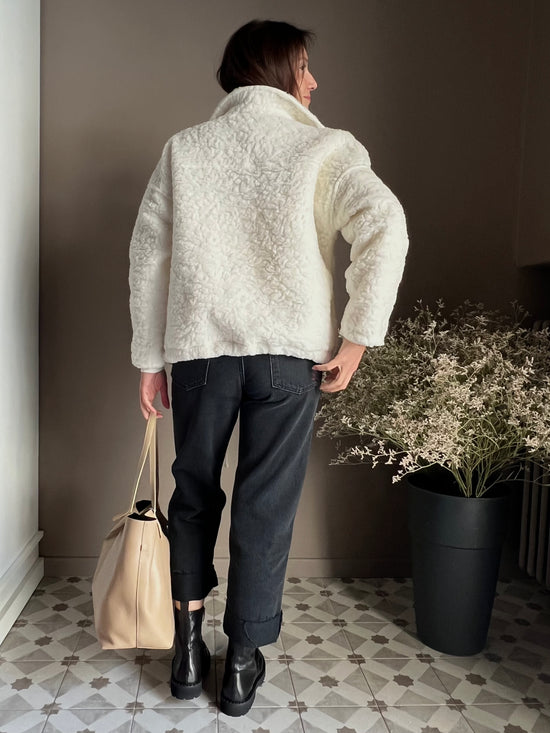 Giubbotto over in Teddy Noumeno Concept