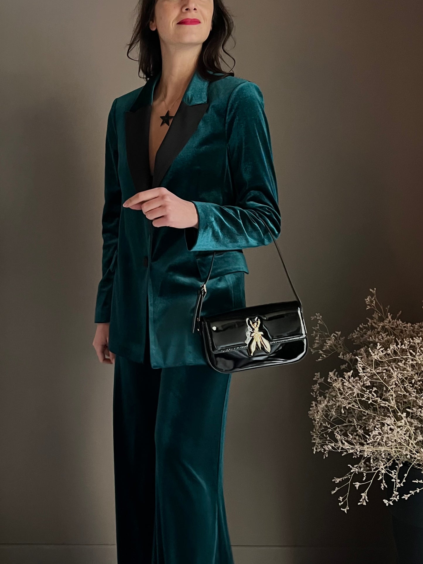 Giacca in velluto Gree con rever a contrasto