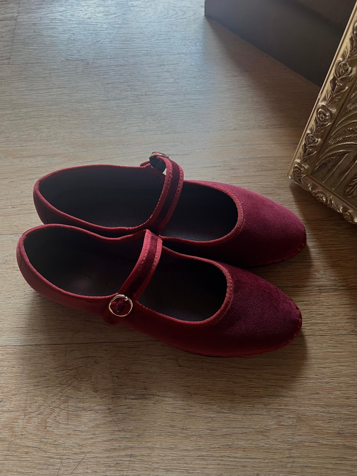 Mary Jane in velluto Bordeaux