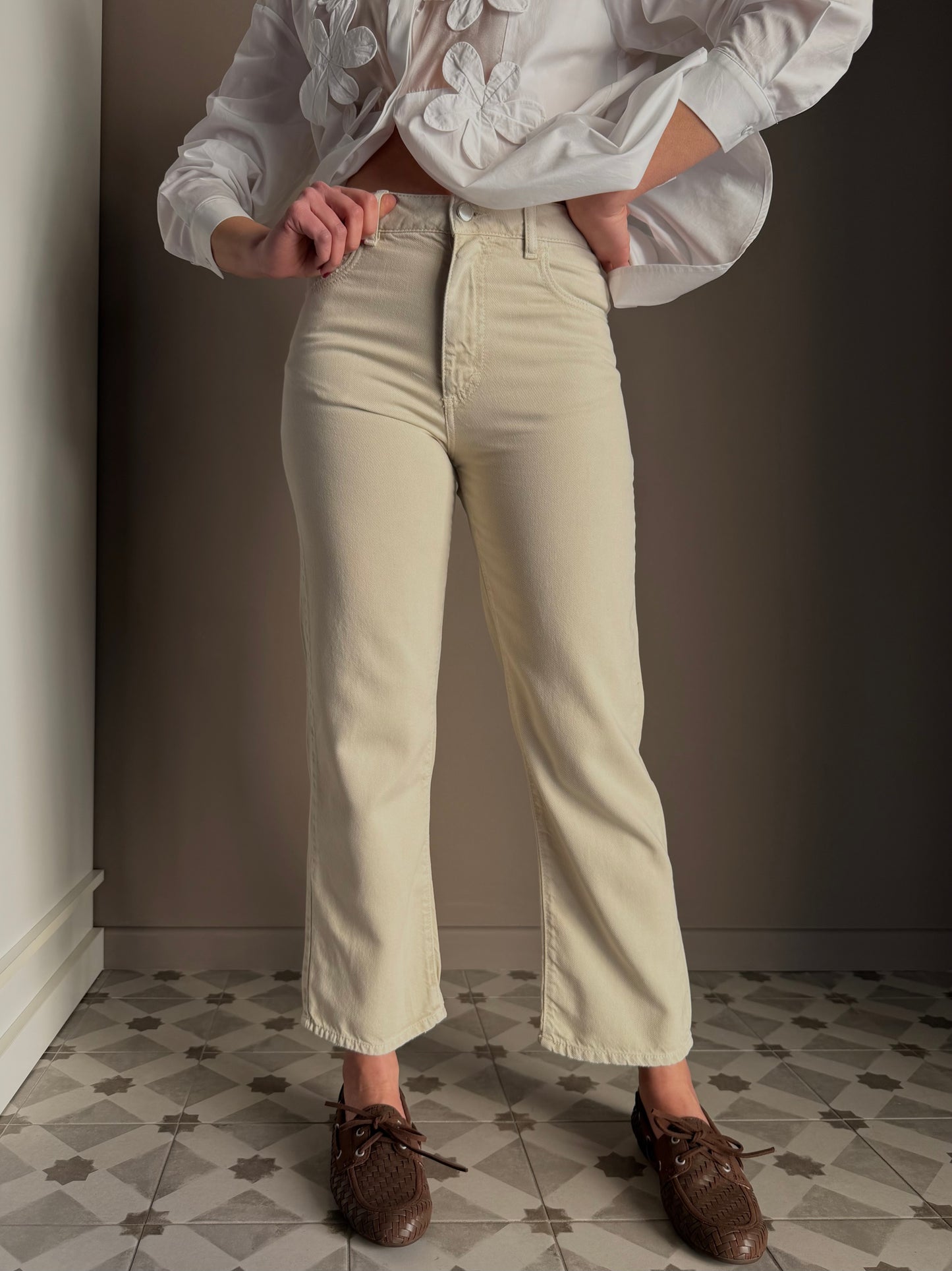 Pantalone crop in cotone crema
