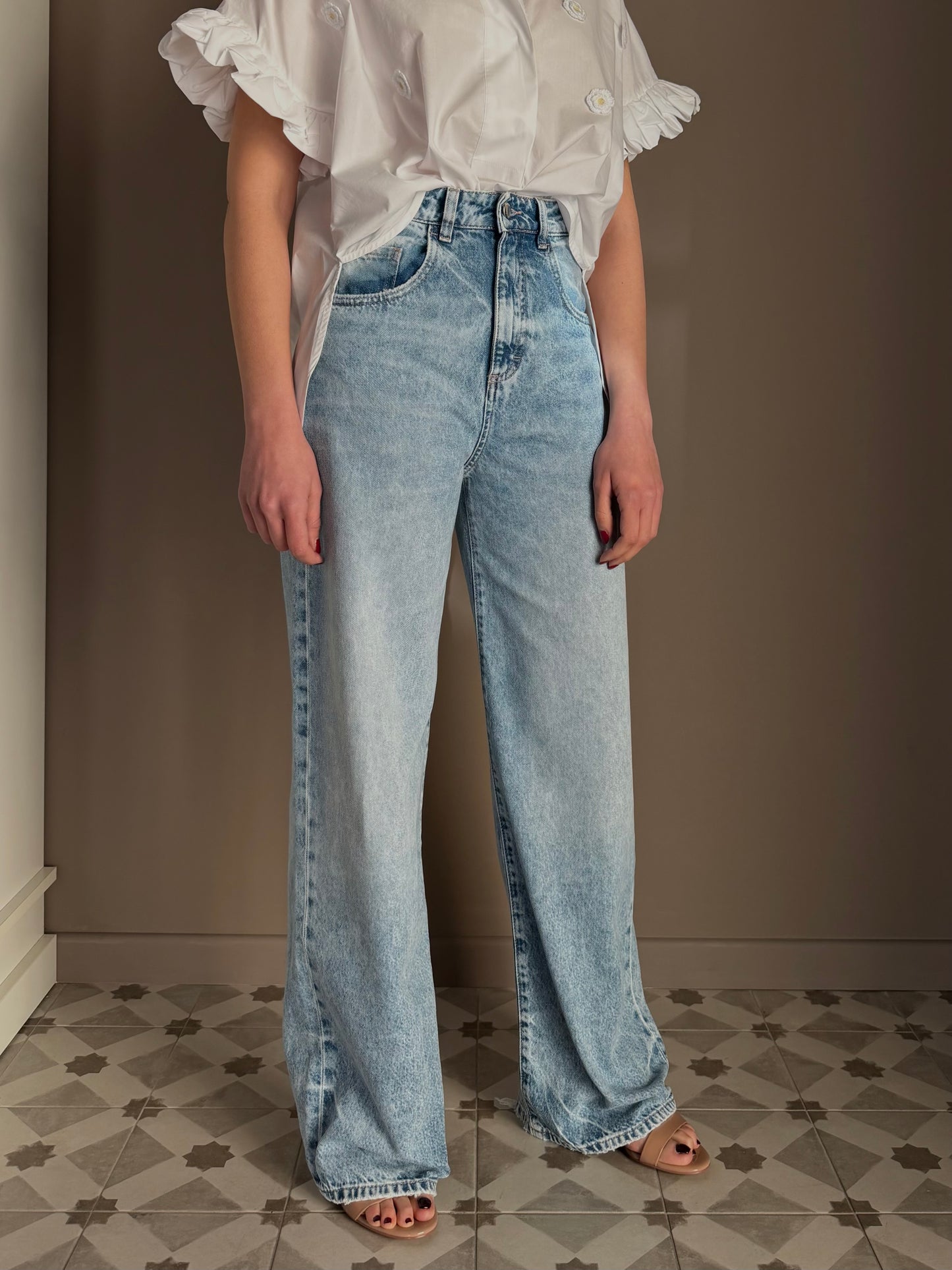 Jeans Poppy Incon Denim: L’Essenza del Cool Quotidiano
