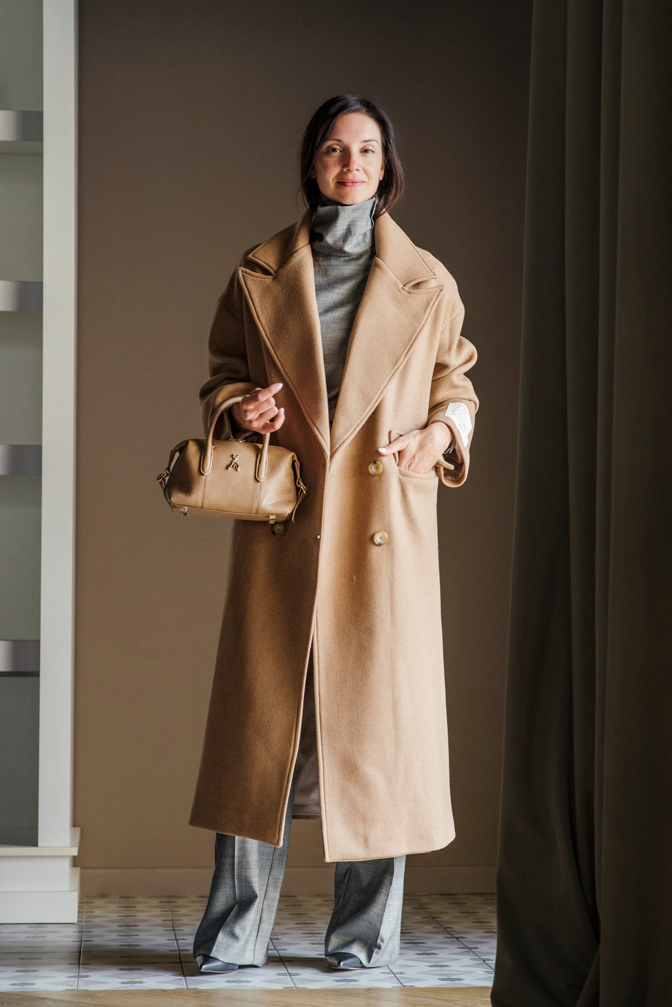 Cappotto oversize doppio petto Noumeno Concept