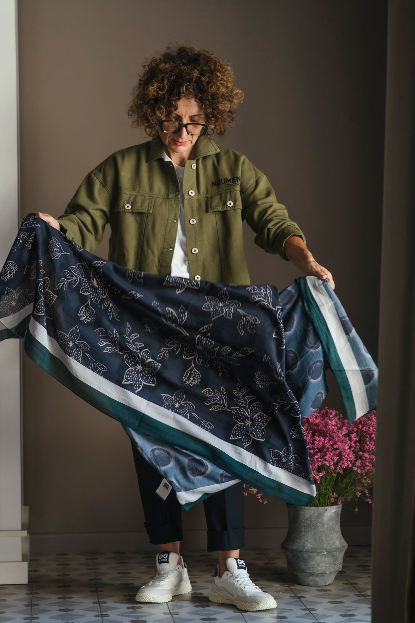 Foulard Alessia Santi in cotone e seta nero blu grigio