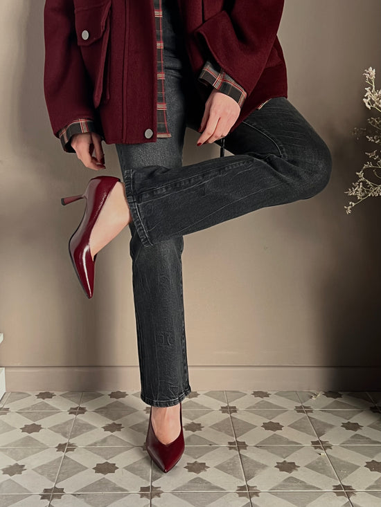 Decolletè in pelle scollo a V bordeaux