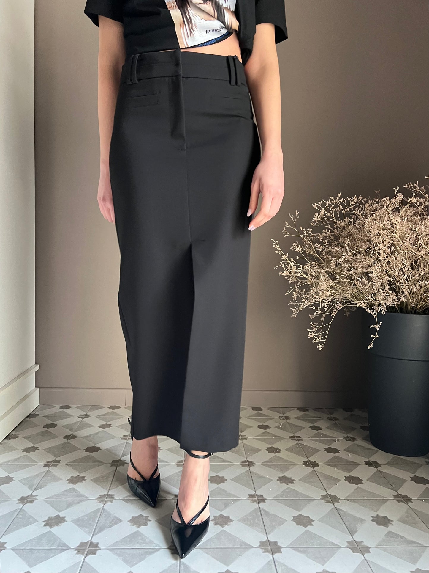 Gonna midi sartoriale in gabardine