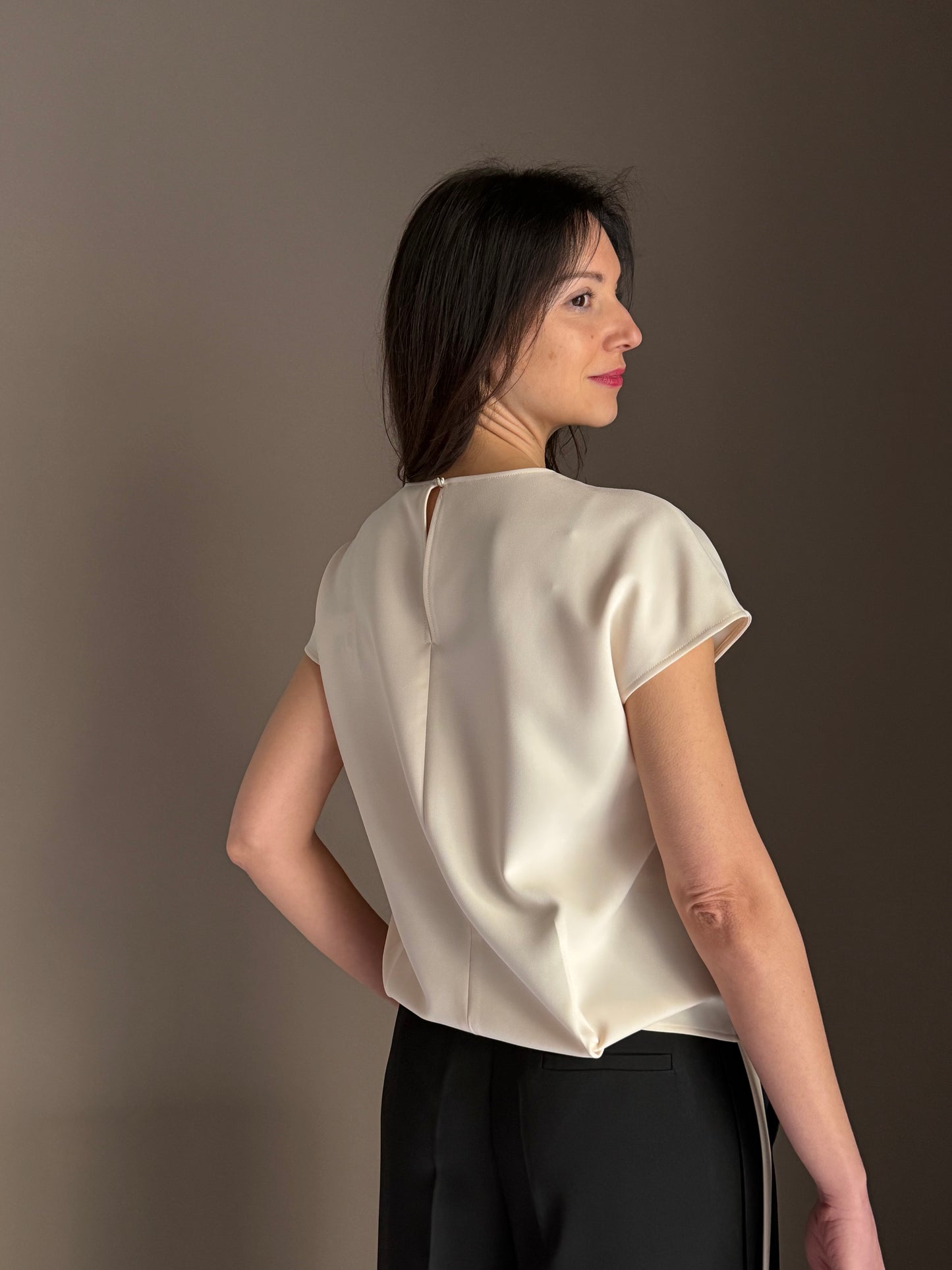 Blusa minimal chic Warm Ivory