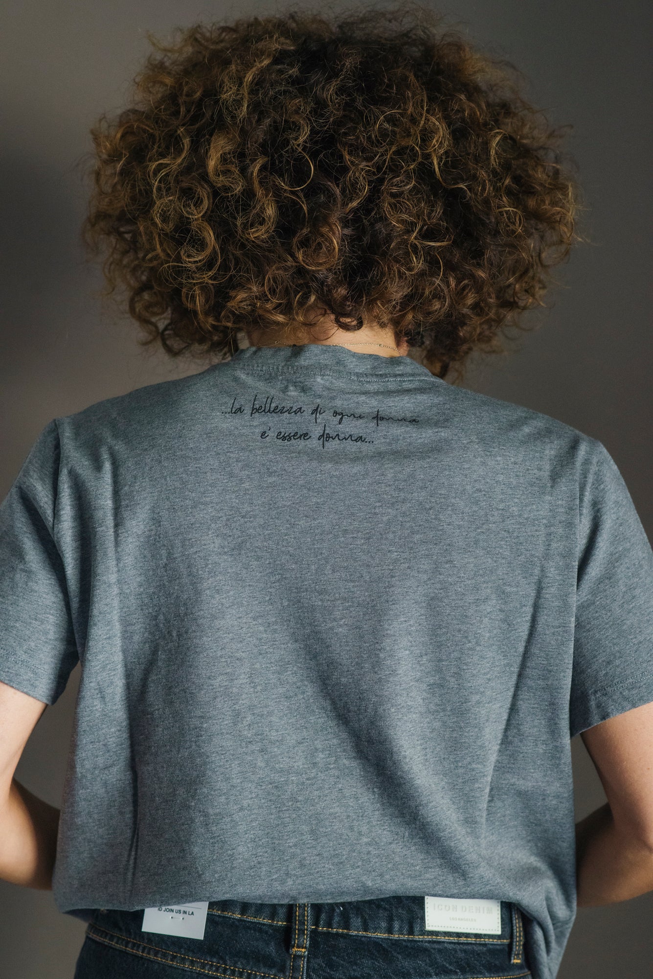 T-shirt dipinta a mano