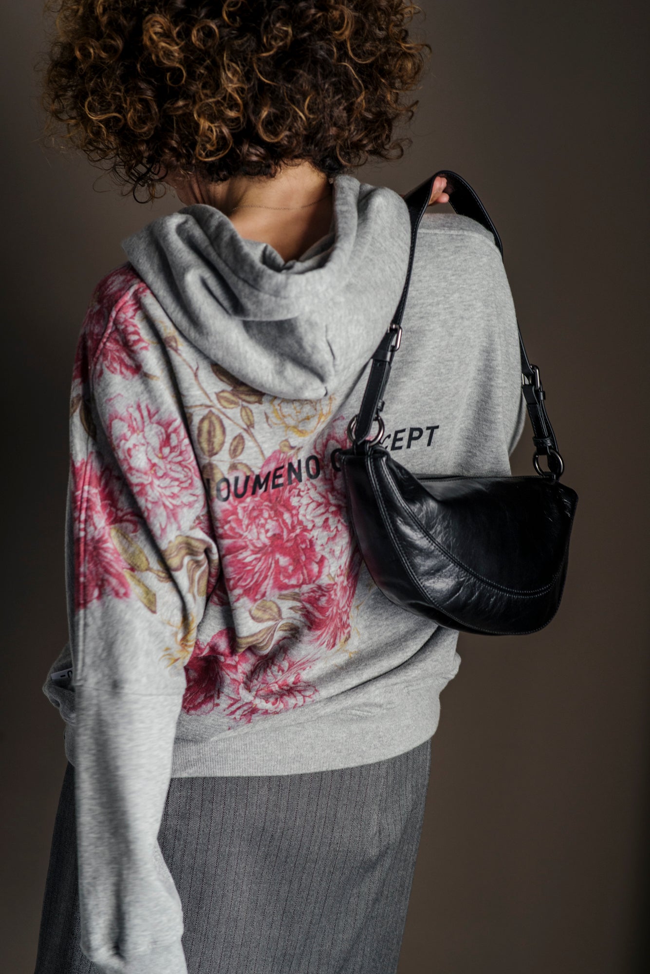 Felpa con cappuccio e stampa floreale
