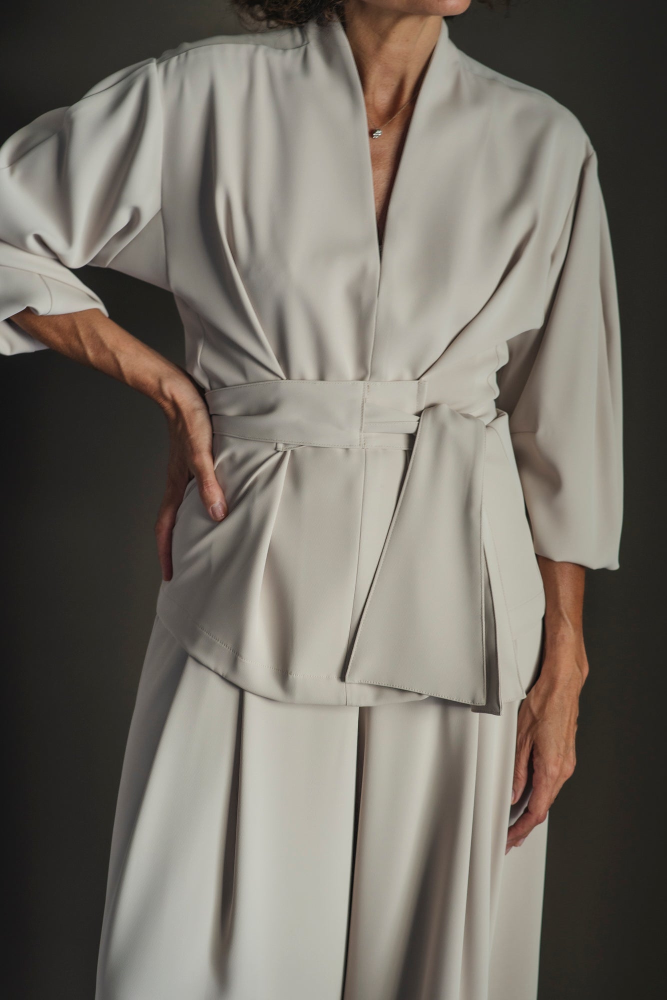 Blusa con cintura avena