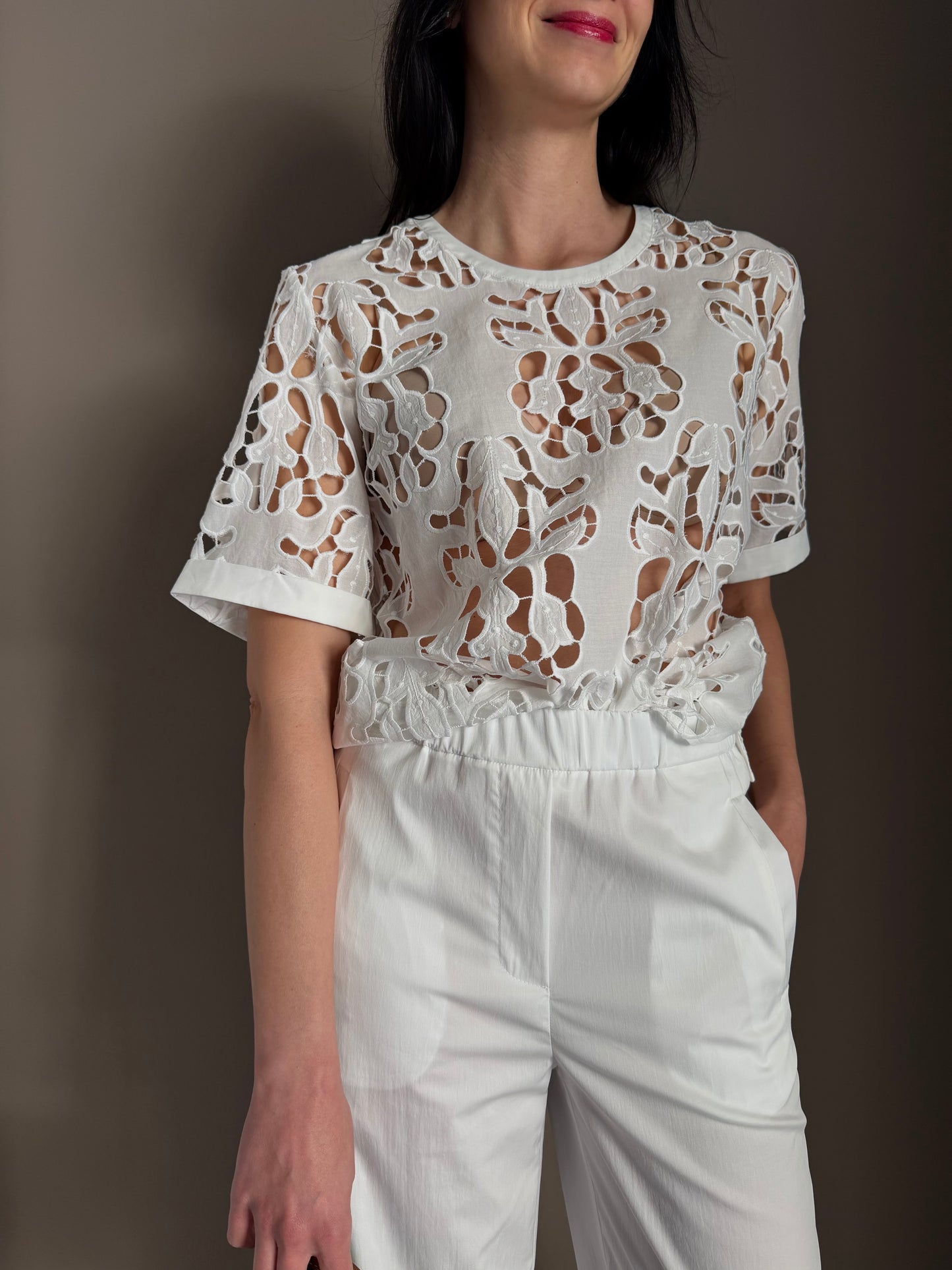 Blusa in macrame’ e tencel bianca