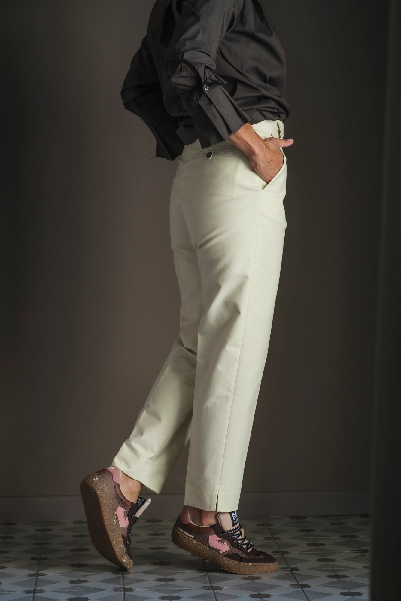 Pantalone chino in cotone crema