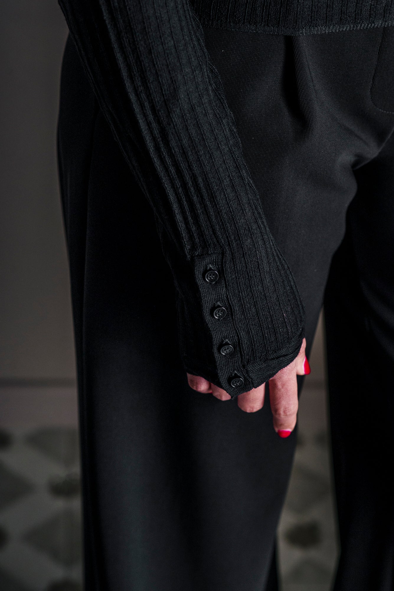 Maglia a lupetto in pura lana nero