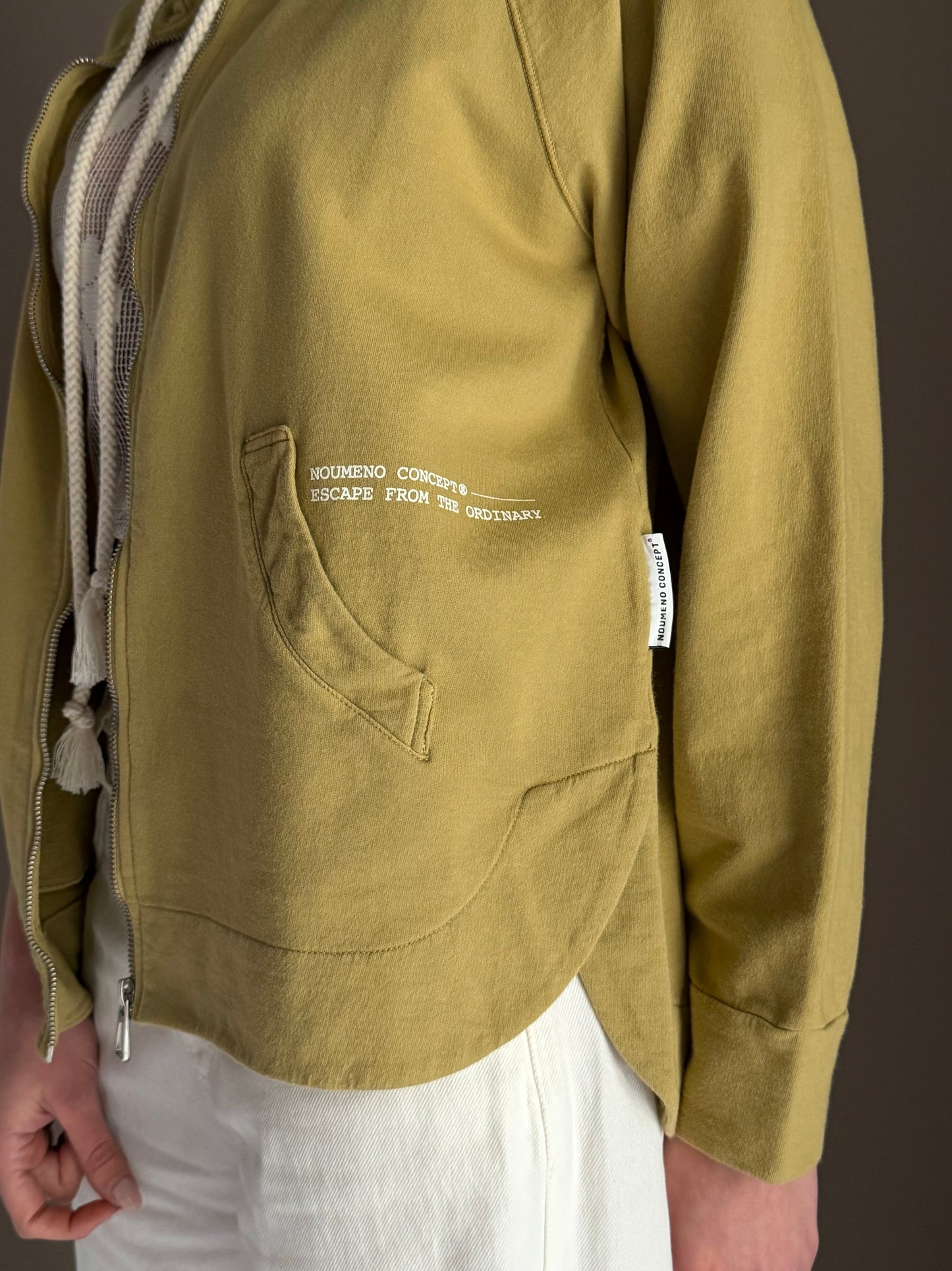 Felpa asimmetrica con zip