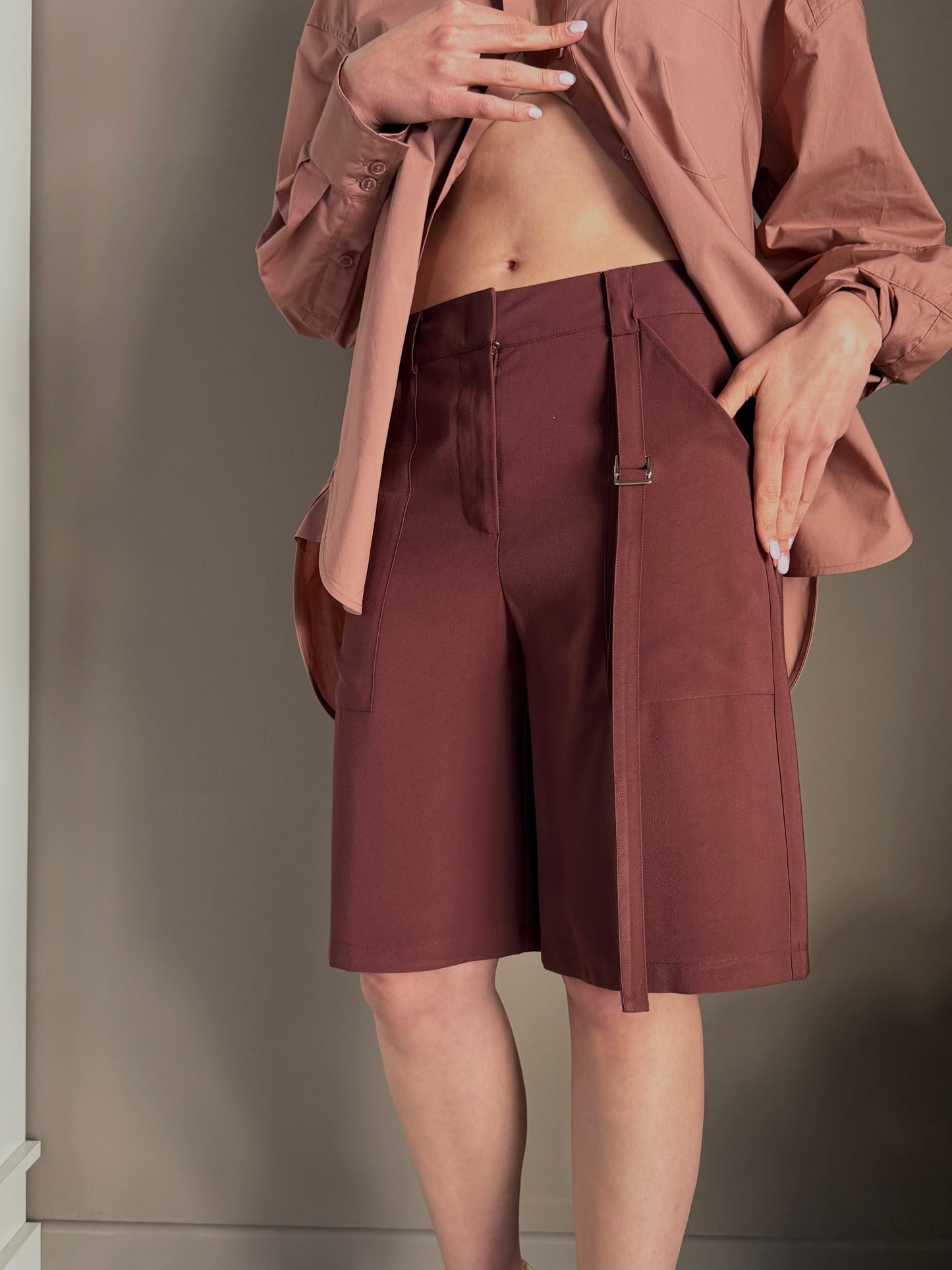 Bermuda Fluido con Dettaglio Utility Brown