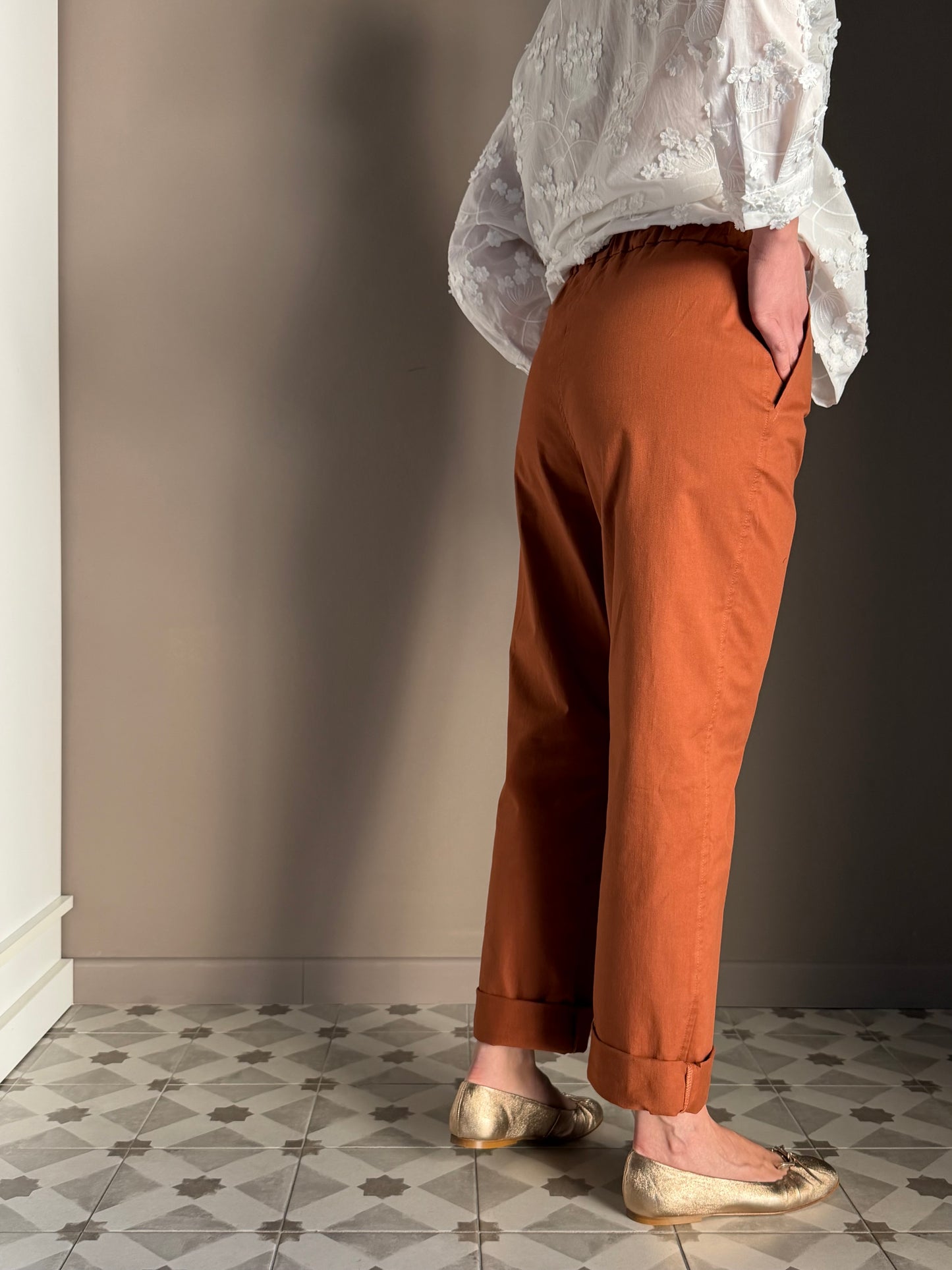 Pantalone So Allure – Tabacco Essential