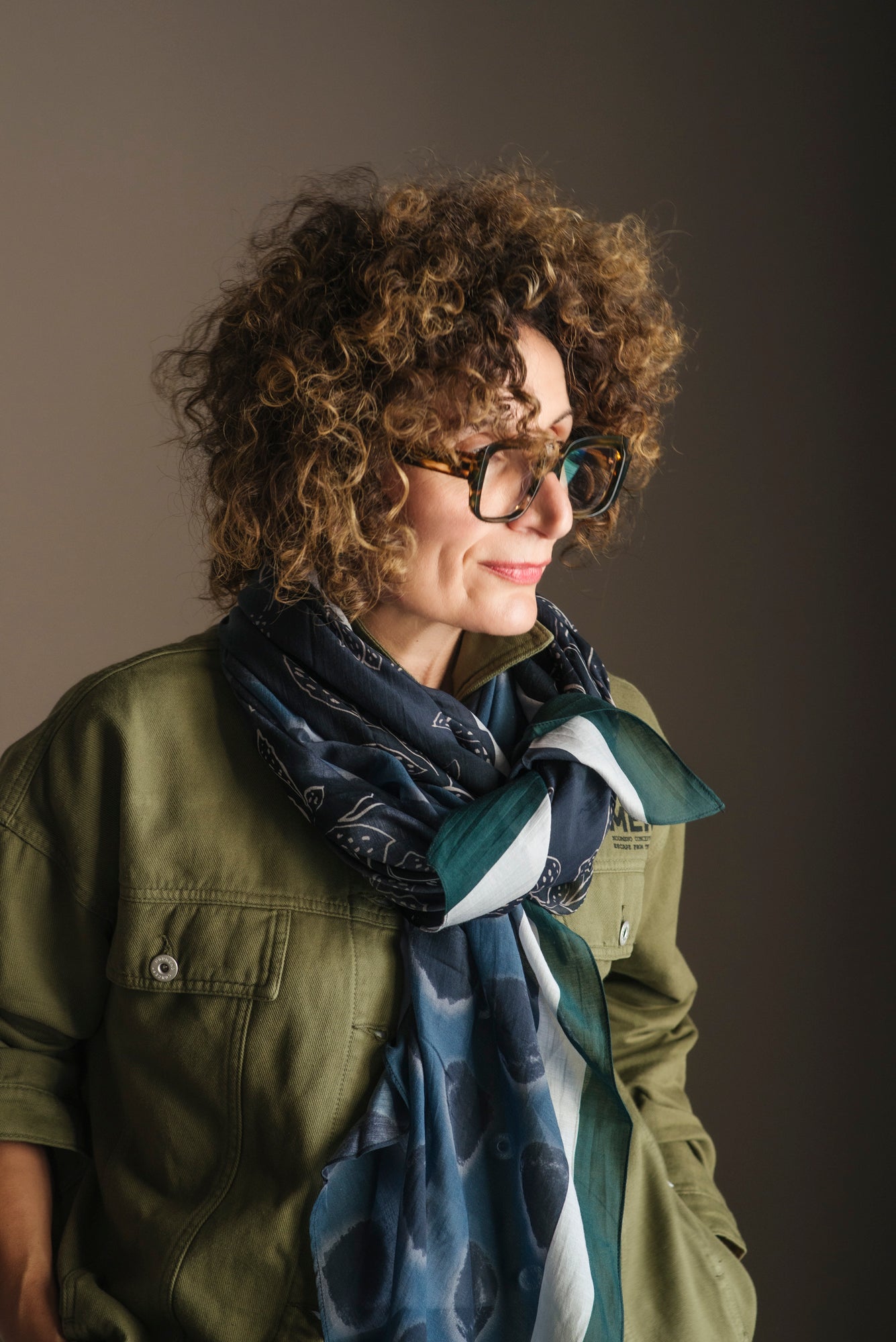 Foulard Alessia Santi in cotone e seta nero blu grigio