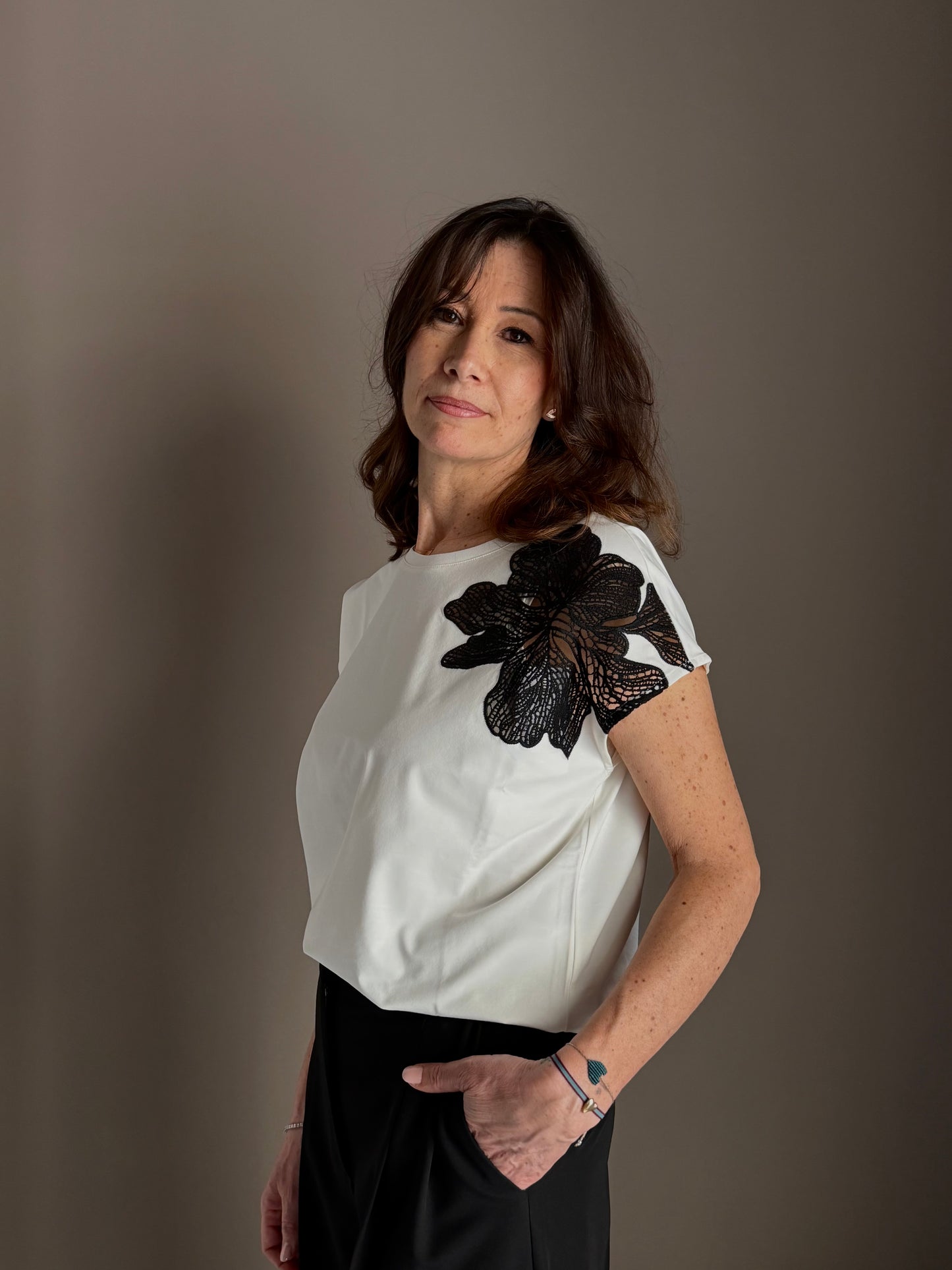 T-Shirt con fiore ricamato Patrizia Pepe