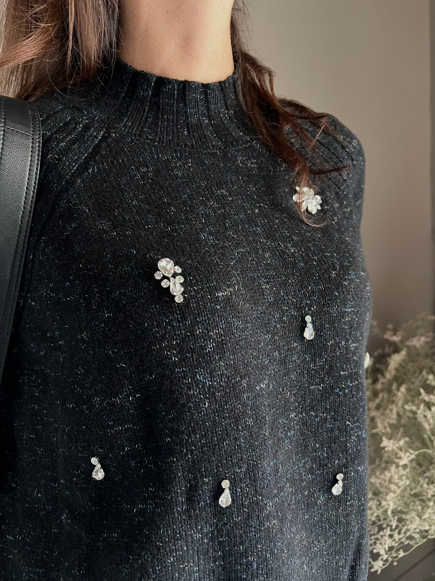Maglioncino in pura lana mélange con dettagli jewels