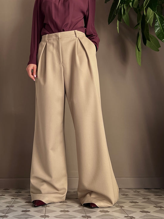 Pantalone oversize in gabardine beige
